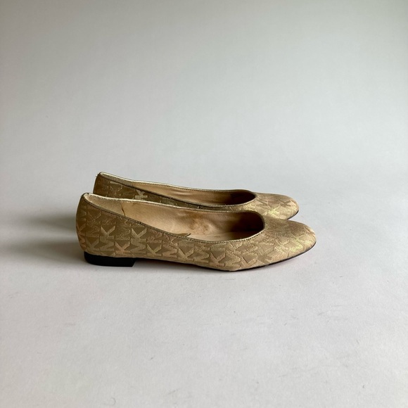 Michael Kors Cream Gold Canvas Signature Logo Flats size 7 - Picture 4 of 14
